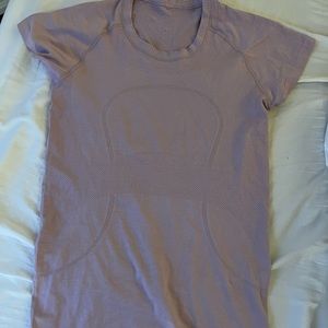 Lululemon Swiftly top